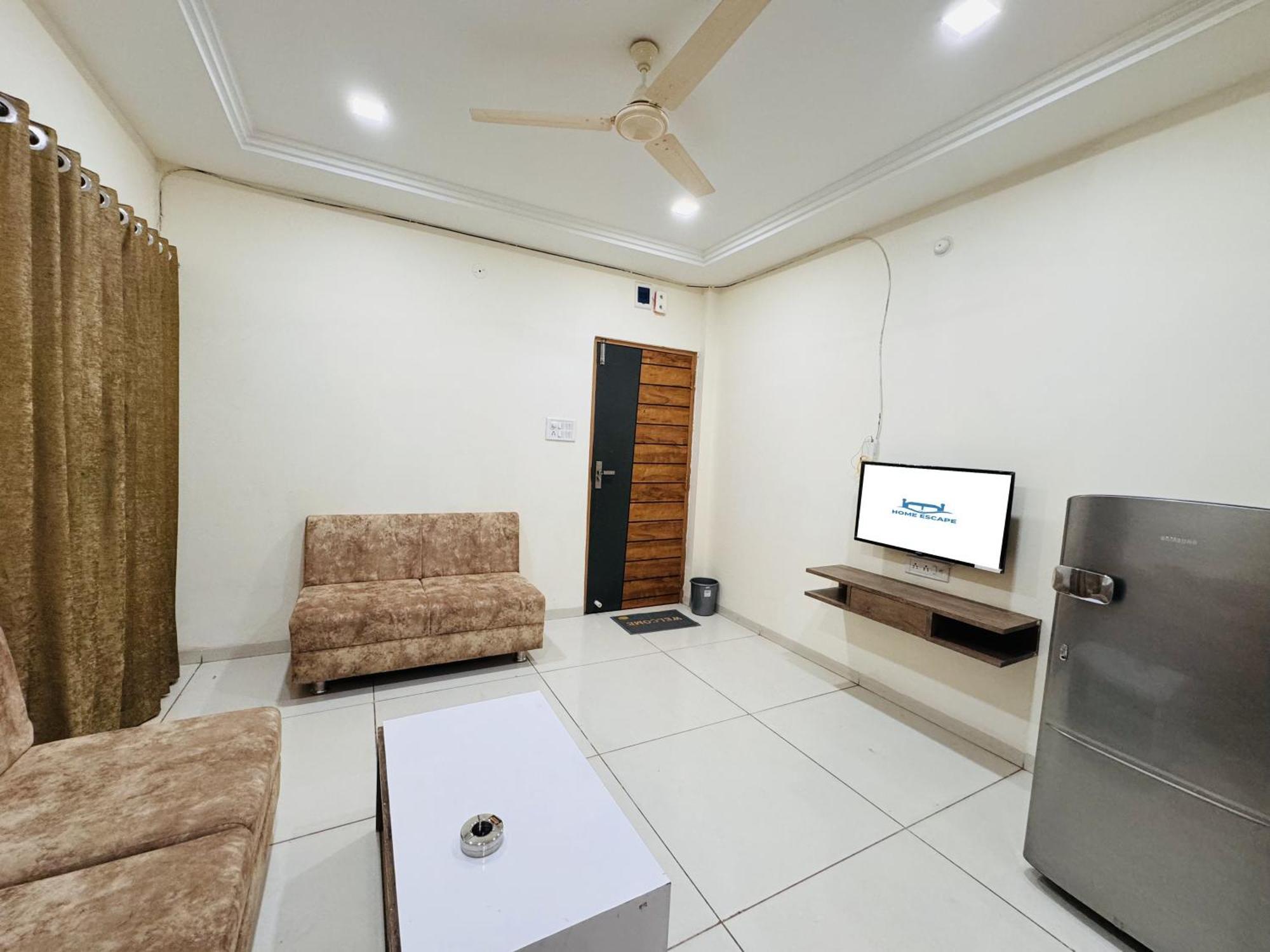 Home Escape 1Bhk Apartment Near Bombay Hospital Indore Buitenkant foto