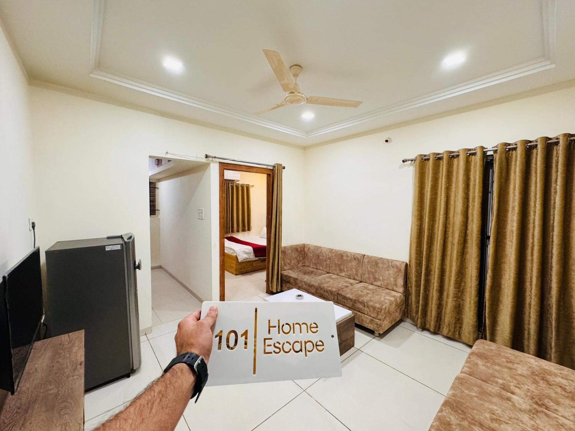 Home Escape 1Bhk Apartment Near Bombay Hospital Indore Buitenkant foto