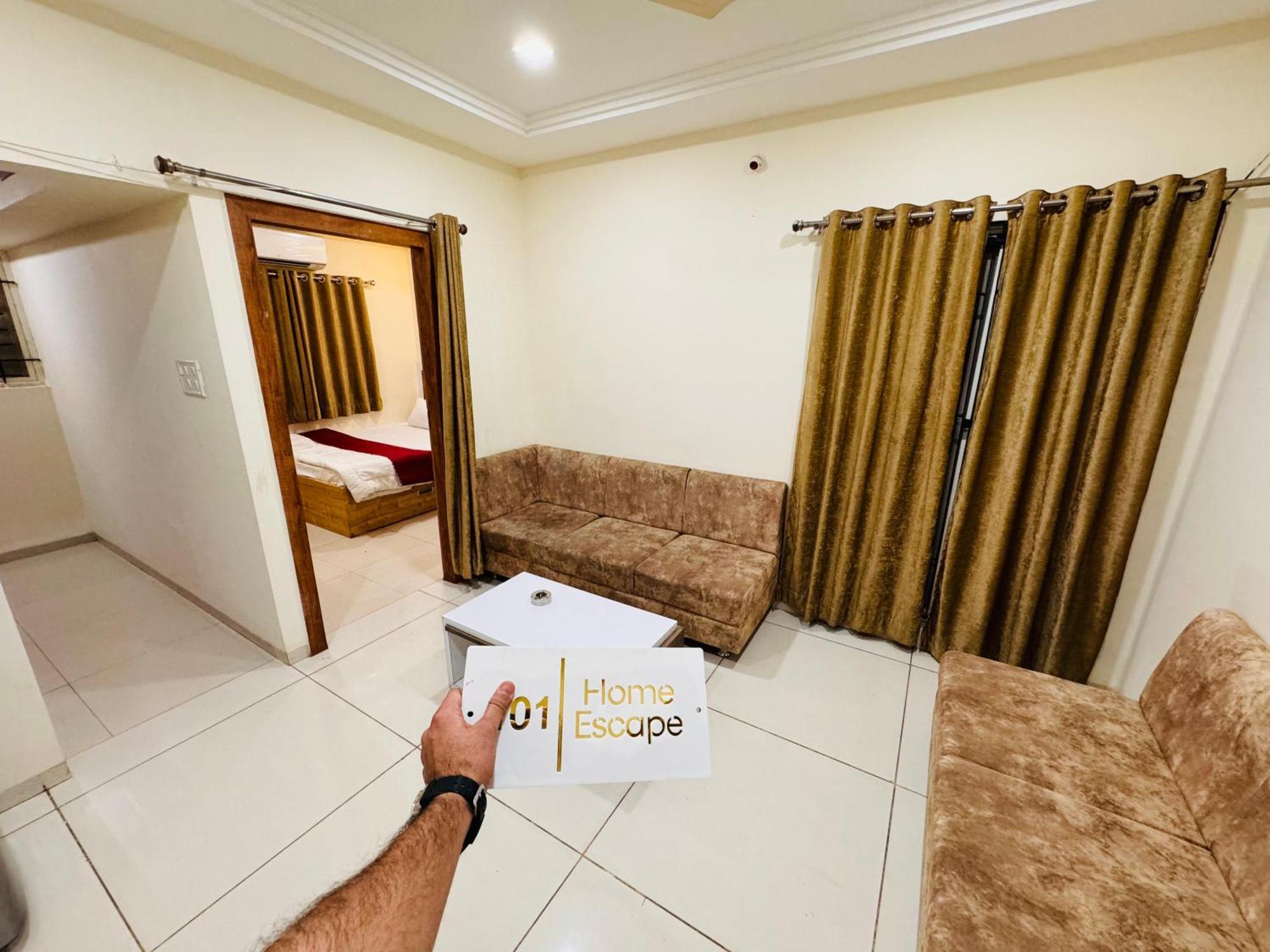 Home Escape 1Bhk Apartment Near Bombay Hospital Indore Buitenkant foto